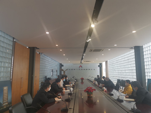 宁波市委常委统战部长胡军莅临尊龙凯时传感，视察尊龙凯时疫情防控和复工情况