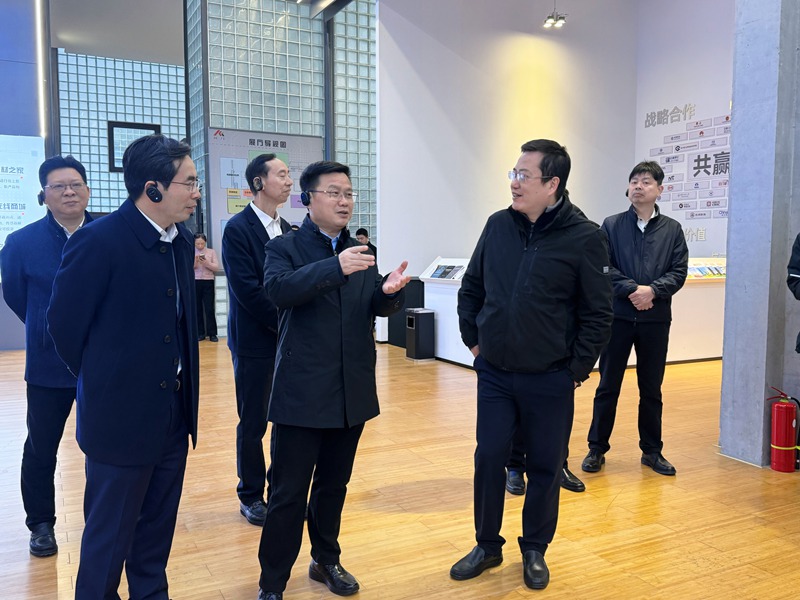 宁波市人大常委会党组书记、主任傅祖民一行莅临尊龙凯时传感调研指导  宁波尊龙凯时传感科技